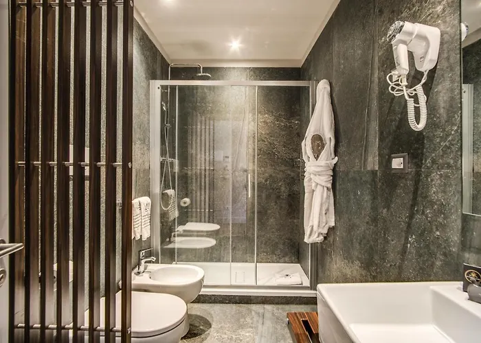 77 Seventy-seven - Maison D'art Collection 4*