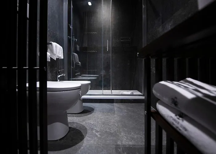 77 Seventy-seven - Maison D'art Collection Otel