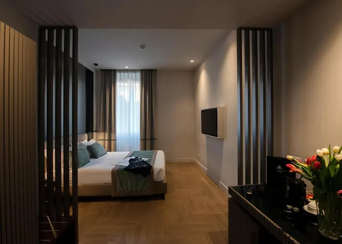 77 Seventy-seven - Maison D'art Collection 4* Рим