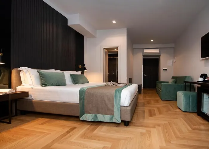 77 Seventy-seven - Maison D'art Collection 4*