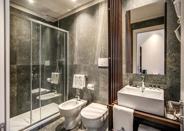 77 Seventy-seven - Maison D'art Collection Otel 4*