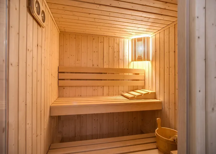 77 Seventy-seven - Maison D'art Collection Отель 4*