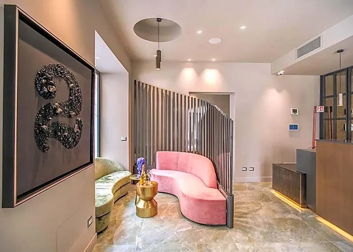 77 Seventy-seven - Maison D'art Collection Отель 4*