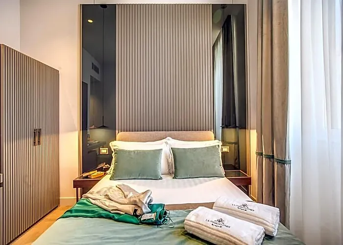 77 Seventy-seven - Maison D'art Collection Отель 4*