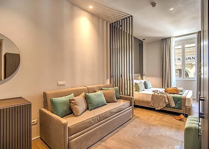 77 Seventy-seven - Maison D'art Collection 4* Рим