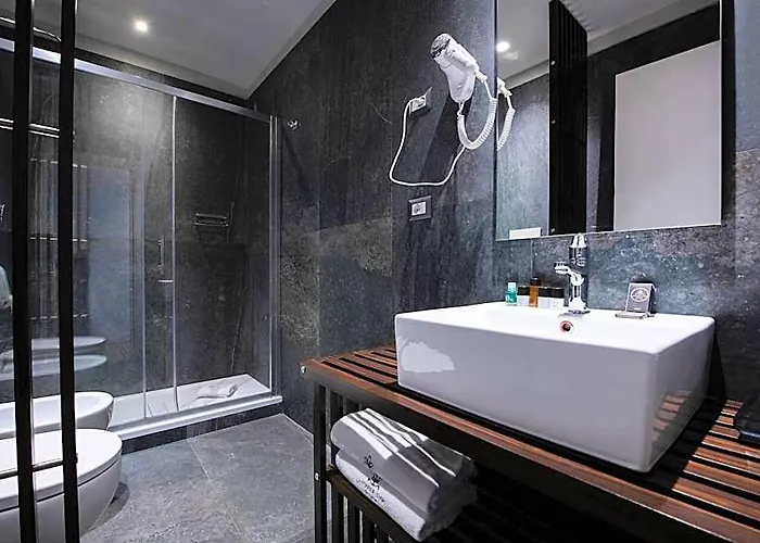 77 Seventy-seven - Maison D'art Collection Отель 4*