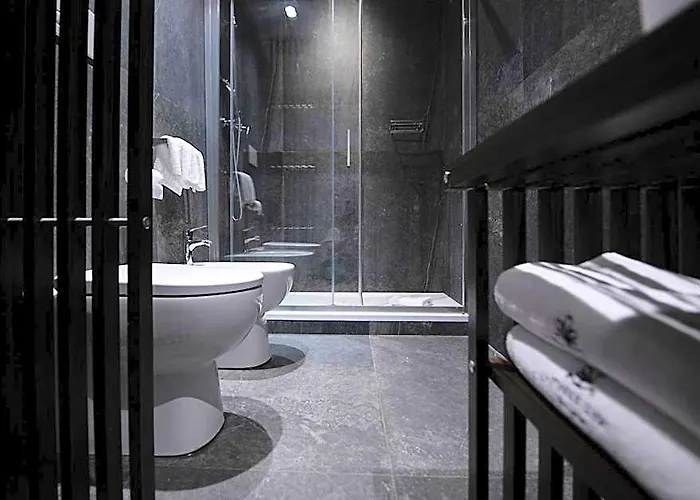 77 Seventy-seven - Maison D'art Collection 4*